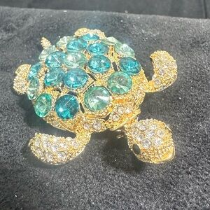 Vtg: Anne Klein Rhinestone Turtle Accent Brooch